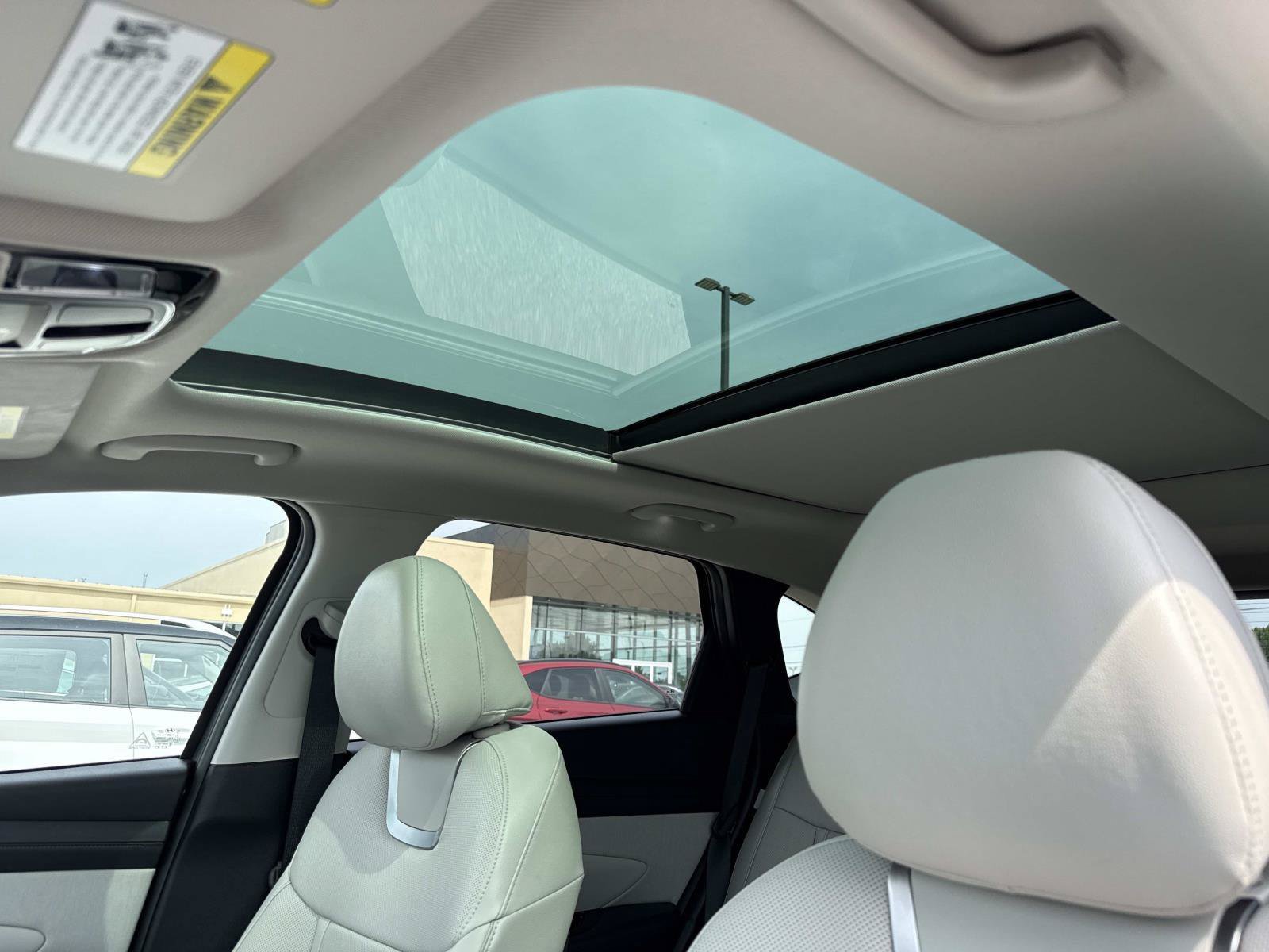 New 2026 Hyundai Tucson Limited AWD/4WD image 3