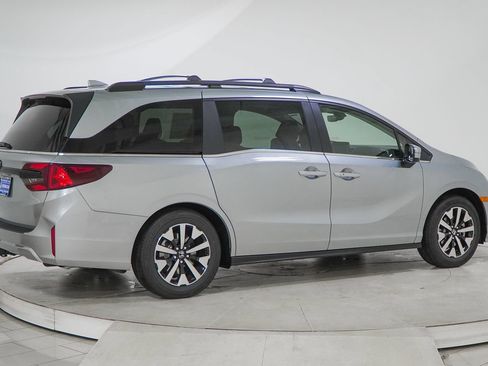 New 2026 Honda Odyssey EX-L image 13