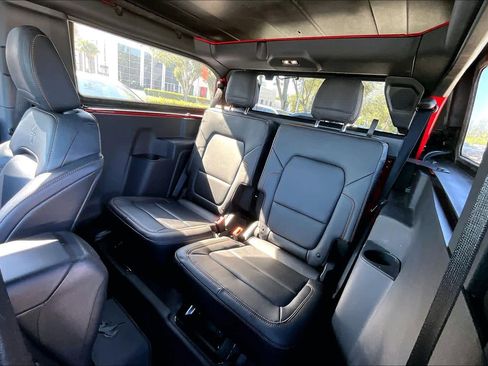 Used 2023 Ford Bronco Badlands w/ Sasquatch Package image 20