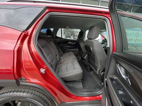 Certified 2023 GMC Terrain SLE w/ Driver Convenience Package image 26