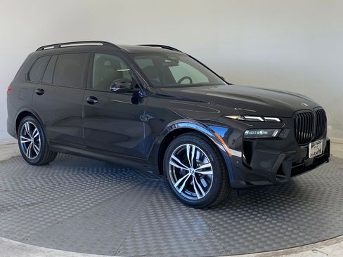 New 2026 BMW X7 xDrive40i w/ M Sport Package image 7