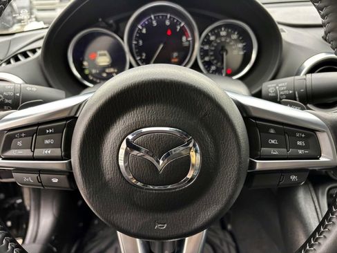 Used 2025 MAZDA MX-5 Miata RF Grand Touring image 16