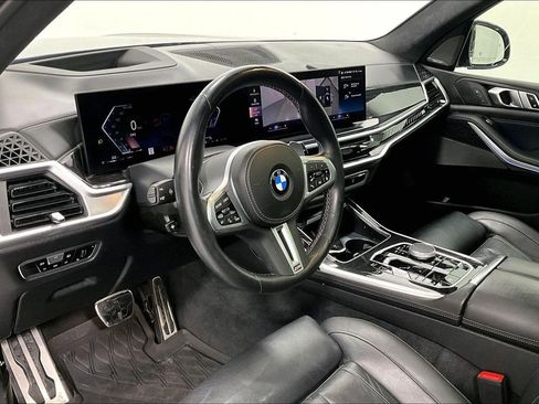 Certified 2023 BMW X7 M60i image 12