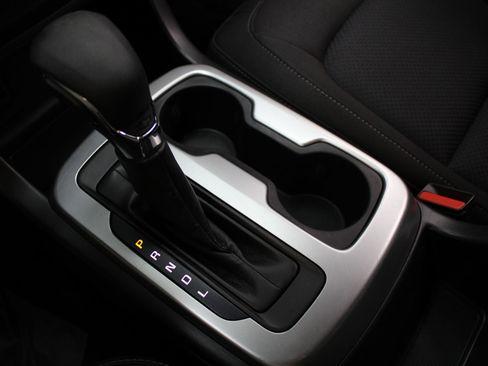 Used 2022 Chevrolet Colorado LT w/ LT Convenience Package image 33