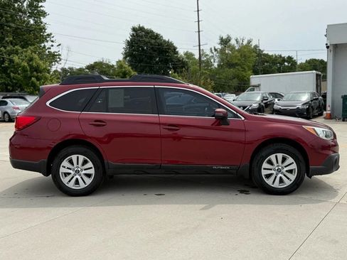 Used 2015 Subaru Outback 2.5i Premium image 4