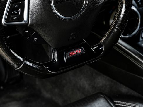 Used 2019 Chevrolet Camaro SS RWD image 22