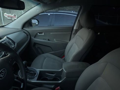 Used 2013 Kia Sportage LX w/ Convenience Pkg image 10