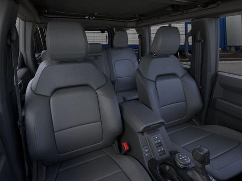 New 2026 Ford Bronco Badlands AWD/4WD image 10