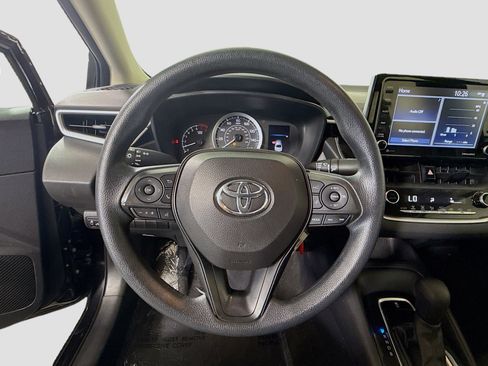 Used 2022 Toyota Corolla LE image 13