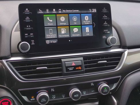 Used 2020 Honda Accord Sport image 28