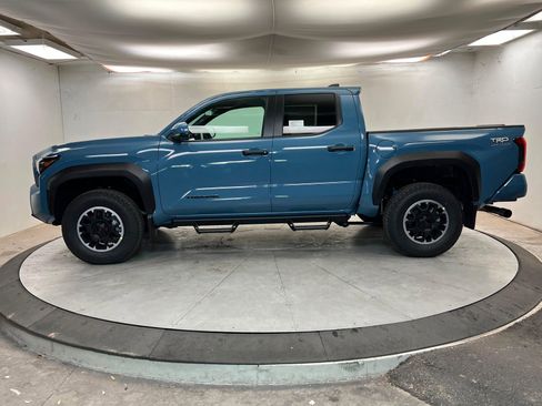New 2026 Toyota Tacoma TRD Off-Road image 2