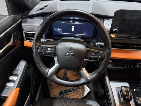 Used 2023 Mitsubishi Outlander SEL 40th Anniversary image 27