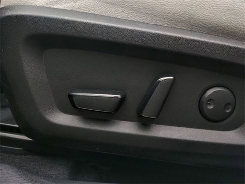 Used 2023 Mitsubishi Outlander SEL 40th Anniversary image 12