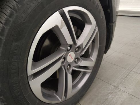 Used 2020 GMC Terrain SLT FWD image 31