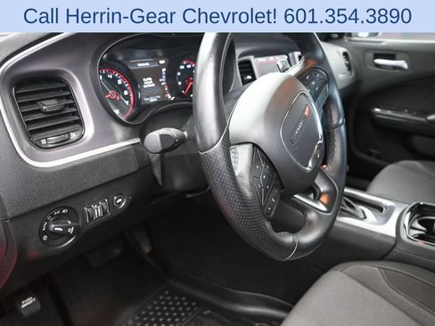 Used 2022 Dodge Charger SXT w/ Blacktop Package AWD/4WD image 12