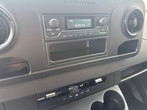 New 2025 Mercedes-Benz Sprinter 2500 image 18