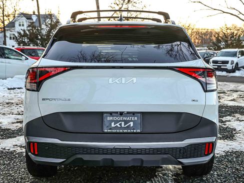 Certified 2023 Kia Sportage X-Line image 5