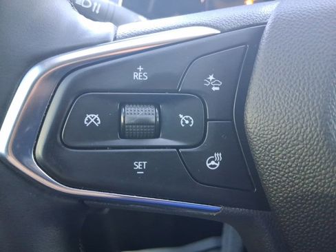 Used 2025 Chevrolet Trax LT w/ Driver Confidence Package image 10