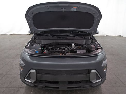 Used 2024 Hyundai Kona SEL FWD image 3