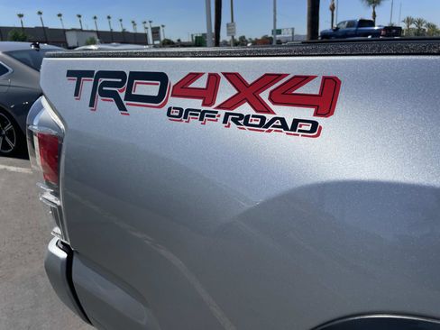 Used 2023 Toyota Tacoma TRD Off-Road image 29