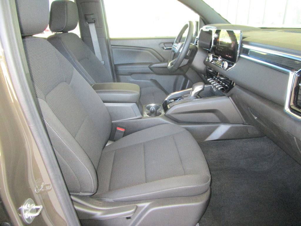 Used 2025 GMC Canyon Elevation RWD image 23
