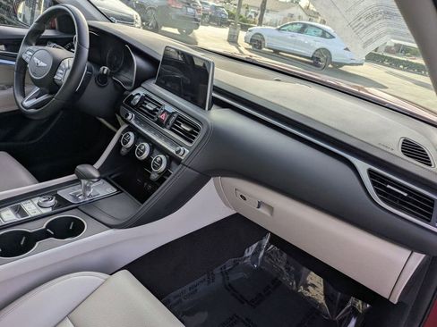 Used 2019 Genesis G70 2.0T Advanced image 21