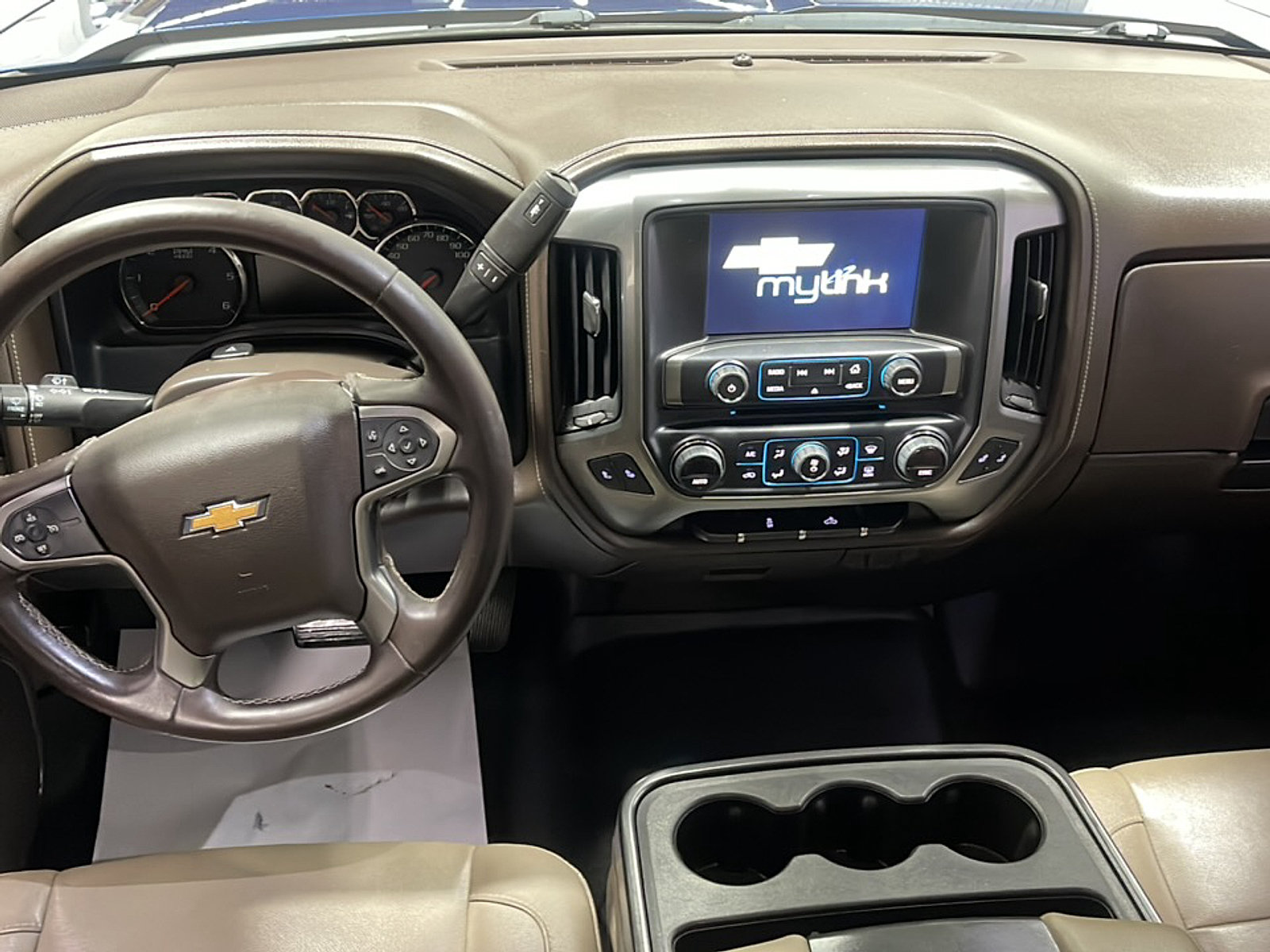 Used 2015 Chevrolet Silverado 1500 LTZ AWD/4WD image 3