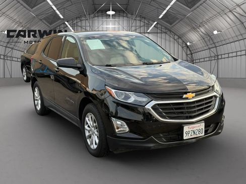 Used 2018 Chevrolet Equinox LS FWD image 3