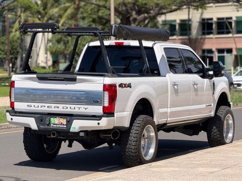 Used 2019 Ford F350 Platinum w/ Platinum Ultimate Package AWD/4WD image 5