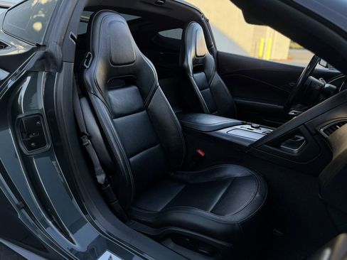 Used 2019 Chevrolet Corvette Stingray Coupe w/ Carbon Flash Badge Package image 24