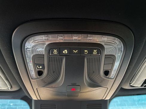 Used 2024 Mercedes-Benz Sprinter 3500 image 21