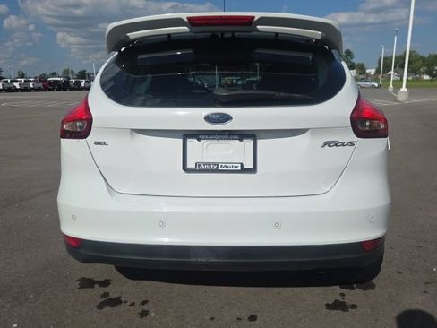 Used 2017 Ford Focus SEL FWD image 9