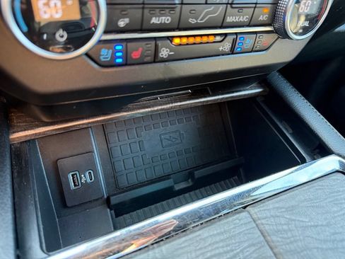 Used 2021 Ford Expedition Max Limited AWD/4WD image 18
