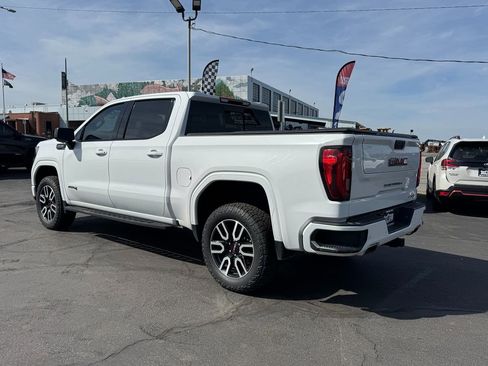 Used 2022 GMC Sierra 1500 AT4 w/ AT4 Premium Package AWD/4WD image 5