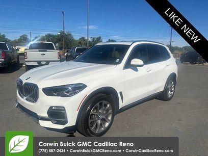 Used 2021 BMW X5 xDrive40i w/ Premium Package 2