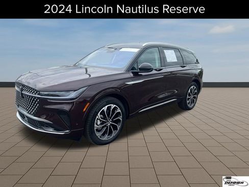 Used 2024 Lincoln Nautilus Reserve w/ Equipment Group 202A AWD/4WD image 1