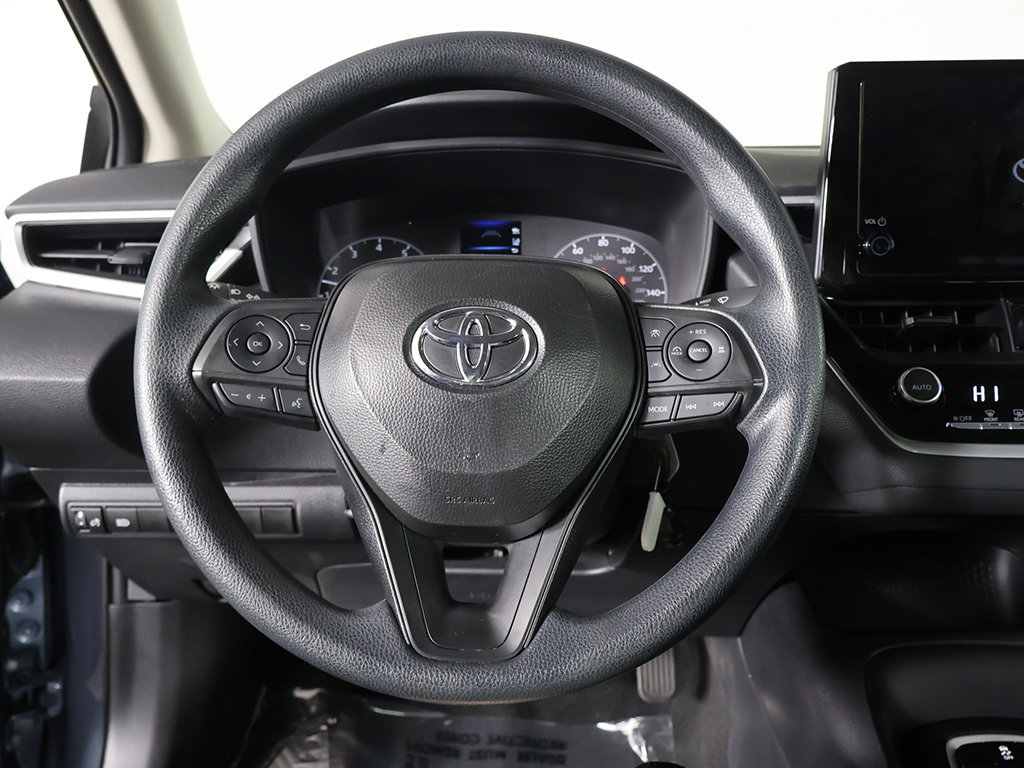 Used 2025 Toyota Corolla LE FWD image 33