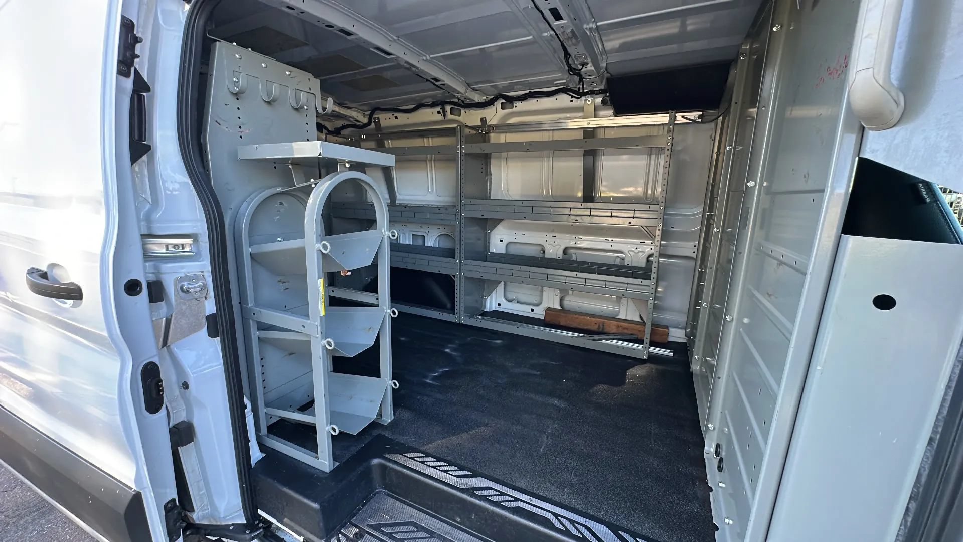 Used 2021 Ford Transit 150 Low Roof RWD image 9
