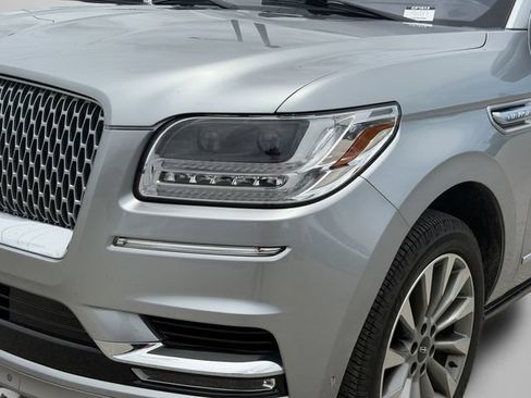 Used 2020 Lincoln Navigator Reserve w/ Luxury Package AWD/4WD image 11