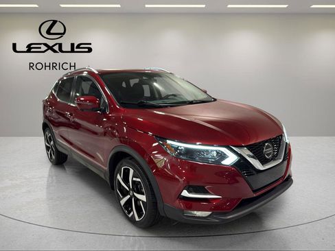 Used 2022 Nissan Rogue Sport SL w/ Premium Package AWD/4WD image 4