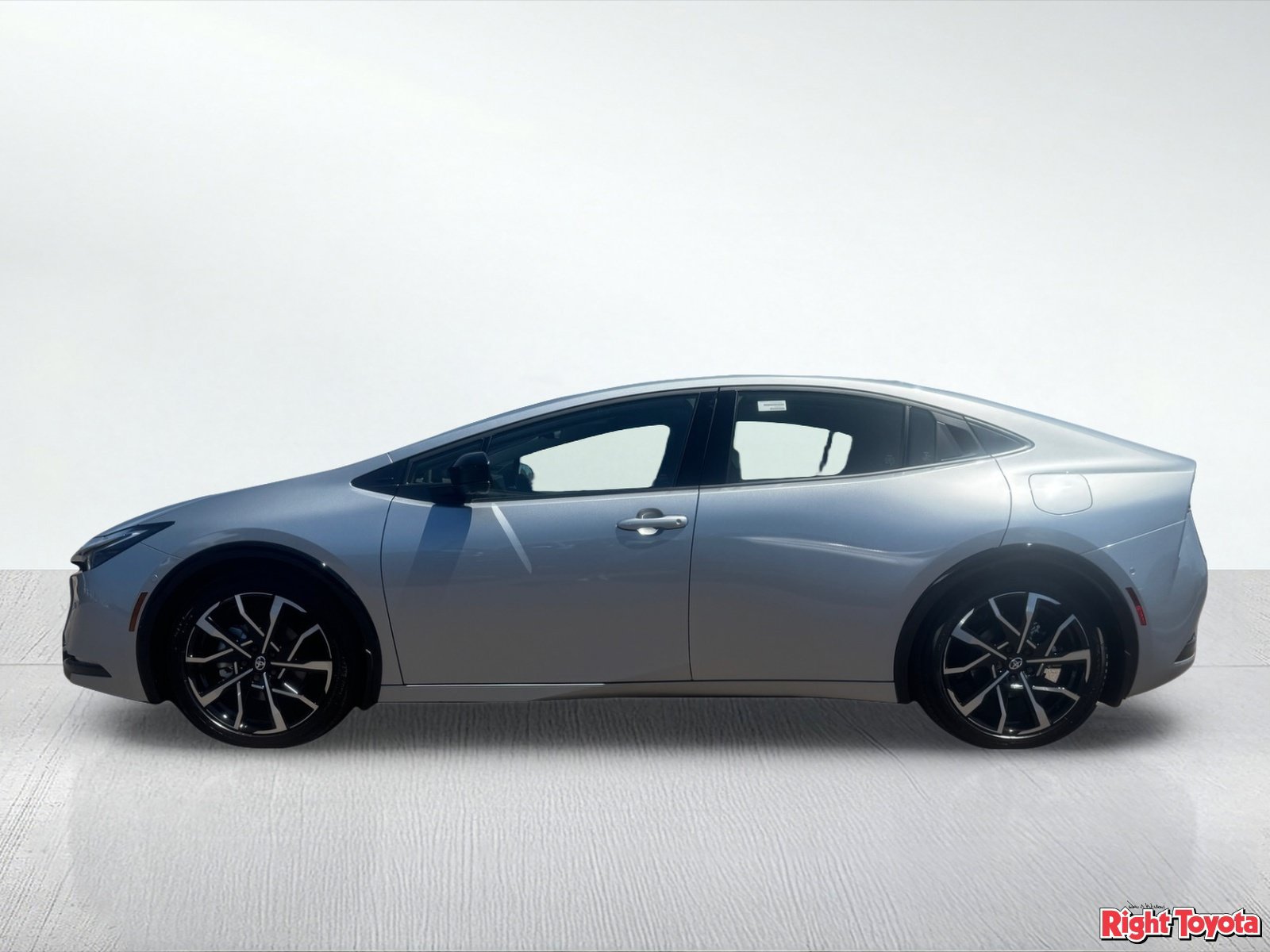 New 2027 Toyota Prius Plug-In Hybrid w/ Limited Premium Package FWD image 3
