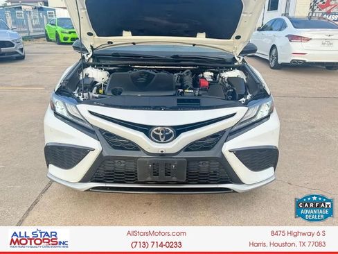 Used 2021 Toyota Camry XSE w/ Navigation Package FWD image 11