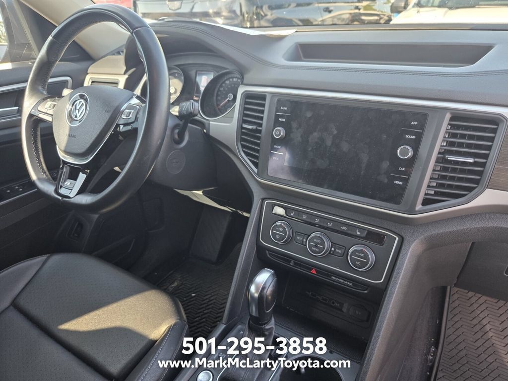 Used 2020 Volkswagen Atlas SE w/ Towing Package FWD image 7