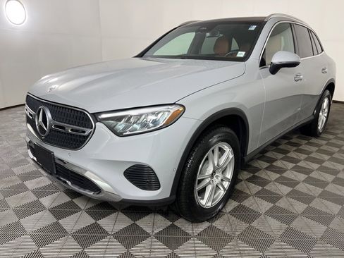 Certified 2025 Mercedes-Benz GLC 300 4MATIC image 23
