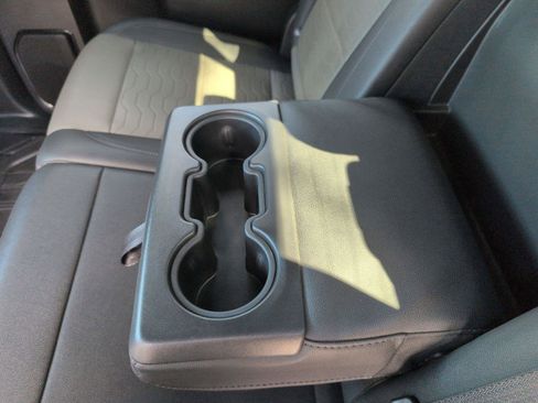 Used 2024 Chevrolet Silverado 2500 ZR2 w/ Technology Package image 15