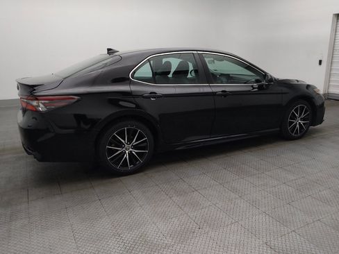 Used 2022 Toyota Camry SE FWD image 10
