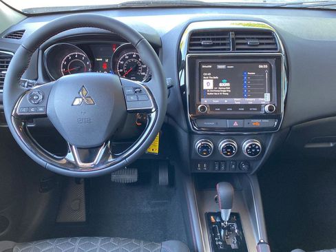 New 2026 Mitsubishi Outlander Sport LE AWD/4WD image 13