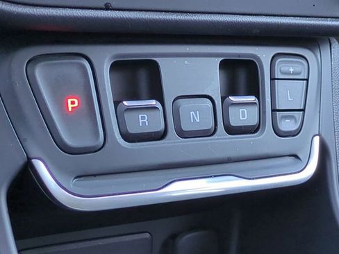 Used 2021 GMC Terrain SLE w/ Driver Convenience Package image 39