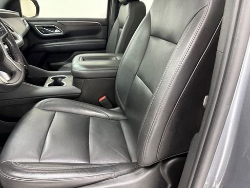 Used 2021 Chevrolet Suburban Z71 w/ Z71 Signature Package AWD/4WD image 25