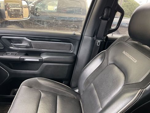 Used 2019 RAM 1500 Laramie image 8